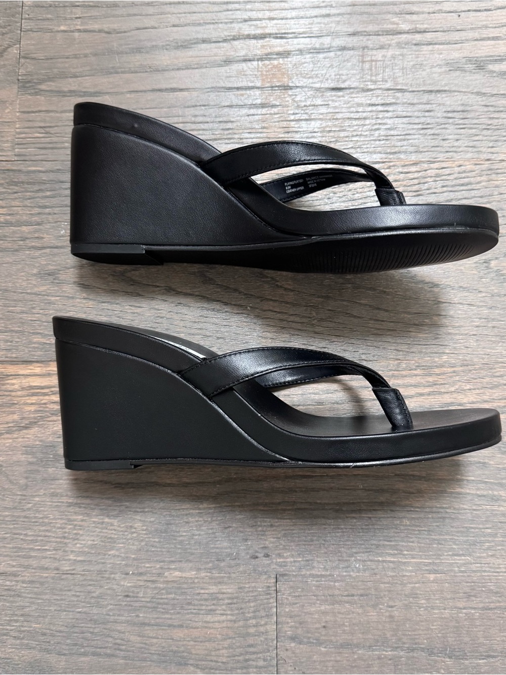 Steve Madden Black Leather Wedge Thong Sandals- Brand New never worn! 8.5 - Picture 3 of 6